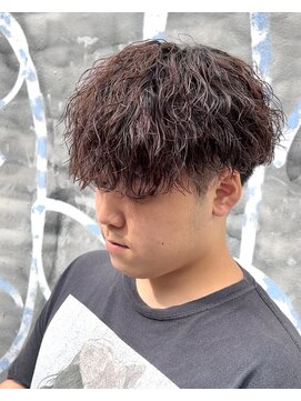 ビカム 名駅(become) 縦落ちツイストスパイラルパーマメンズ刈り上げマッシュショート