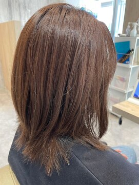 エヌアンドエー せんげん台店(N&A) 大人かわいいレイヤーカット 秋冬の艶カラー ブラウン/ベージュ