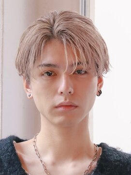 オーシャントーキョー サニー 原宿(OCEAN TOKYO Sunny) 韓国フェザーパーマニュアンスパーマセンターパートショート