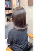 ナチュラルだけど上品　大人のストレートボブ