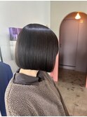 まとまりやすい艶感ボブ