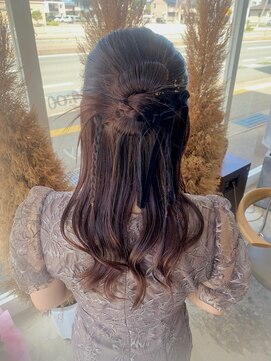 ノーティ(nouty) お呼ばれヘアアレンジ