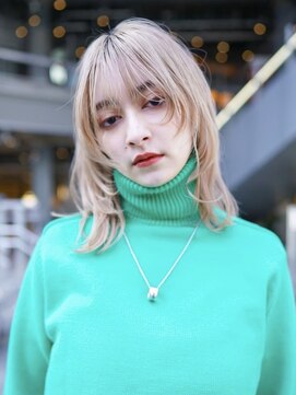 ギークス(GEEKS) 【GEEKS渋谷】ハッシュカット/バタフライカット/冬ヘア/ブロンド