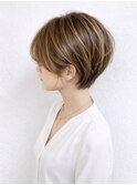 前髪あり耳掛け丸みくびれショートボブ20代30代40代50代