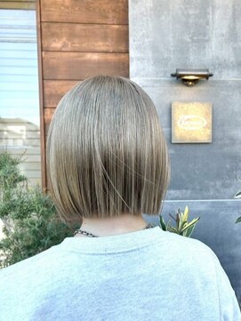 ルーム リシェール 南越谷店(Room RICHAIR) 南越谷 / 南越谷駅 / 新越谷駅/ 髪質改善 / 縮毛矯正 /