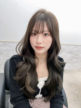 クム(kumu) 【kumu】 ロングレイヤー/顔周りカット/栄/名古屋