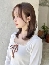 トーン 上大岡(tone.)&nbsp;ミディアムレイヤー”レイヤーカット*髪質改善*透明感ベージュ