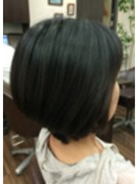 グリーンルーム(green room) ★梅雨をしのぐにはやはりボブ★