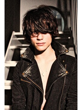 ブーケ(BOUQUET) サイドパートショート・フェザーマッシュ