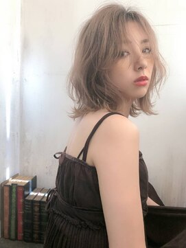 エクー(ECOO) 『 シルクベージュ イルミナ 』 ECOO