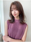 アフロートeri　レイヤーが可愛いセミロングヘア　薄め前髪