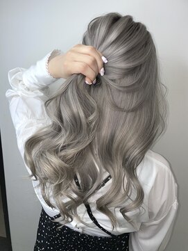 エゴル ナゴヤサカエ(ENGOL NAGOYA SAKAE) パールグレー/ハイトーンカラー