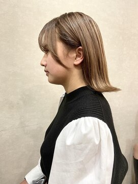 シンプル(Simple) ミルクティー×切りっぱなしボブ