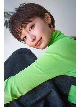 ミラバイグリーン(Mira by green) くびレイヤーエモージュ大人可愛い20代30代40代似合わせカット