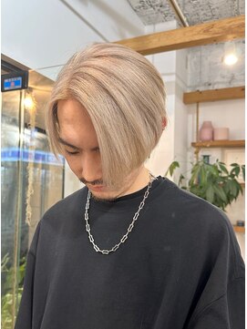 ミモザワークス(Mimosa Works) 柔らかい質感のホワイトカラー