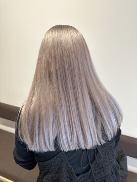 アルジャーノンシロ(ALGERNON shiro) #ホワイトベージュ#ミルクティー#ハイトーン【竹内哲太】