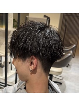 エル ブランシェ(Ailes Branches) メンズマッシュ縦落ちツイストパーマ
