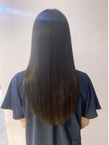 グランドライン(GRAND LINE)&nbsp;《GRANDLINE友田千栄》艶ロングスタイル髪質改善