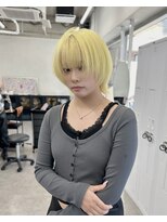 ティント 梅田(Tint)&nbsp;【TOMOKI】ペールイエロー/ウルフカット《大阪梅田駅》