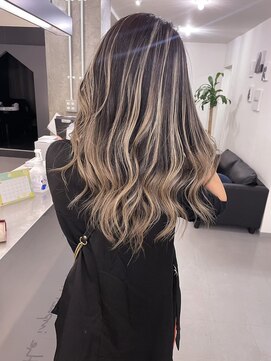 キング 枚方店(K!ng) 縮毛矯正髪質改善ハイライトレイヤーカット枚方美容室エクステ