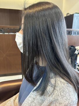 ムース 福島市店(Mousse-88-) 切りっぱなしロング イヤリングカラー ディープネイビー