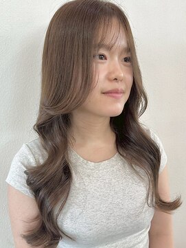 イーストハムアール(EAST HAM r) 顔まわりカット/ロングレイヤー/アッシュベージュ