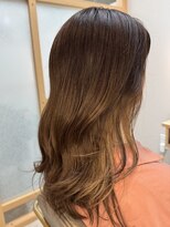 イゾラ(isola)&nbsp;【isola】イヤリングカラー／カフェグレージュ／ブリーチ1回