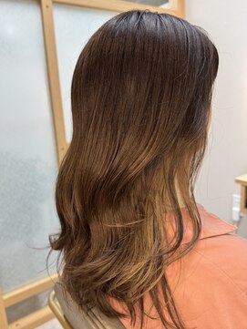 イゾラ(isola) 【isola】イヤリングカラー／カフェグレージュ／ブリーチ1回