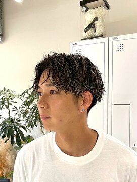 シエラ 堀江(CIERA.) スパイキーショートブルーブラックフェザーパーマサーフカール