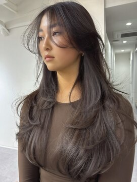 海外レイヤーカット/バタフライレイヤー/ブラウンベージュ