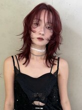 ムク(MUKU)&nbsp;前髪あり　レイヤーカット　ブリーチカラー　暖色