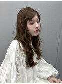 オリーブブラウン/レイヤーカット/透明感カラー/韓国ヘア