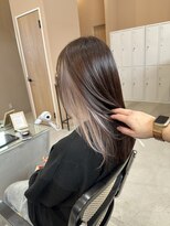 ジジ インターパーク 宇都宮(Gigi)&nbsp;インナーカラー/ホワイトベージュ/ブリーチカラー/宇都宮