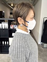 ルーツ ヘア デザイン(roots hair design)&nbsp;四ツ橋美容室★roots★ブリーチ無し白髪ぼかし★ショートカット