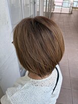 フロラクロマ 上通NEWS裏(FLORACHROMA)&nbsp;60代 ハイライトカラーのショートスタイル