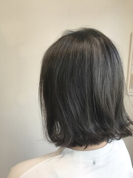 ハロ 蕨(HALO) 切りっぱなしボブ