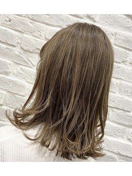 ピークス(PEAKS) ベージュブレンドハイライト【PEAKS恵比寿】