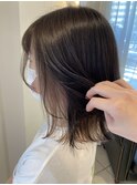 暗髪×ミルクティーインナーカラー