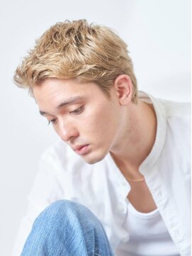 グルーマーズトウキョウ 渋谷店(GROOMER/S TOKYO) ブロンドスパイキーショート/ブリーチ/バーバー