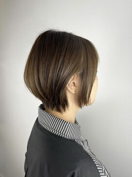 ヘアデザイン アンジェロカフェ(Hair Design Angelo cafe) くびれショートボブ／オリーブベージュ【20代30代40代】