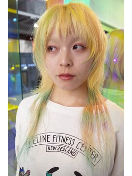 レコ 渋谷(LECO) 淡い色のデザインカラー