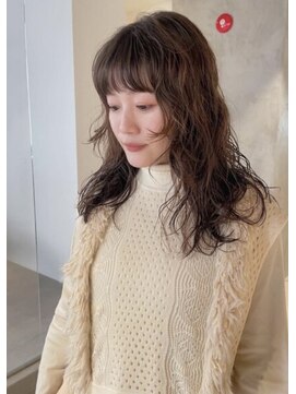 アオイ(aoi.) 【ロングパーマ/レイヤーカット/ベージュ/くせ毛/福岡薬院】