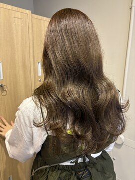 ローレンジウ(LOREN JU) 名駅/名古屋駅/学割U24/レイヤーカット/オージュア/ダブルカラー