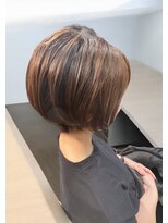 カルムボア(CALME BOITE)&nbsp;前下がりボブ（多毛さん向け）