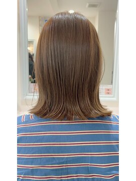 ドクターズサロン レラパール ミルクティーベージュ/大人可愛い/外ハネ/切りっぱなしボブ