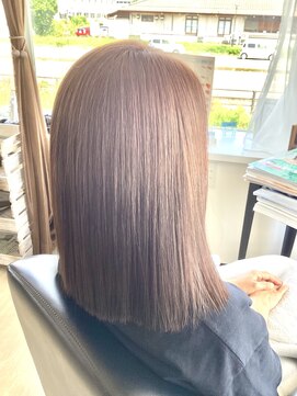 コア フィール ア デイ(COIFFURE A DAY) 【見附今町M3D髪質改善】