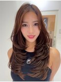 ハイライトカラーミルクティーベージュレイヤーカット