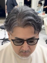 バース 梅田中崎町店(BIRTH)&nbsp;50代40代白髪ぼかしシルバーメッシュバレイヤージュ