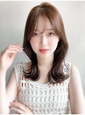 くびれヘアレイヤーカットサイドバング外ハネボブセミディ