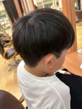 ヒラトヤ 肴町店 キッズ10代爽やか黒髪ナチュラルショート刈り上げ